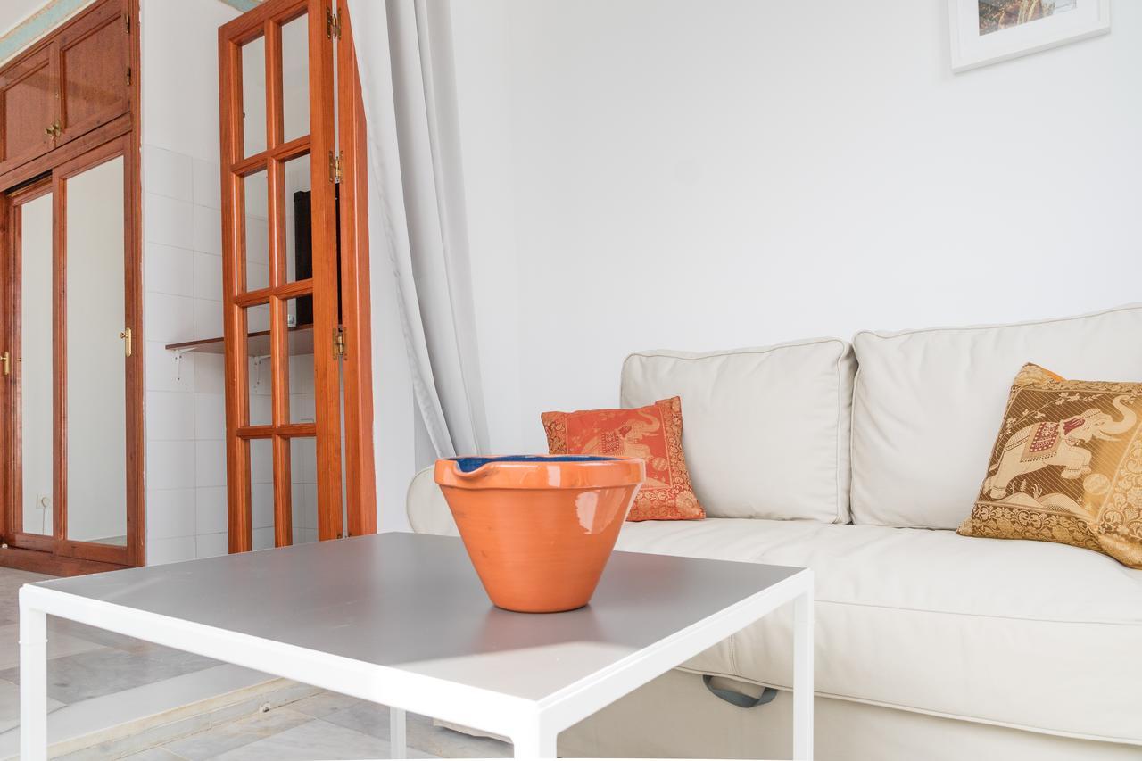 Hostal Alegre Nerja Esterno foto