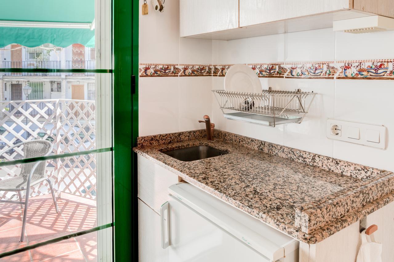 Hostal Alegre Nerja Esterno foto